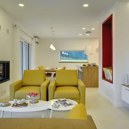 In With Swimming Pool * Pula